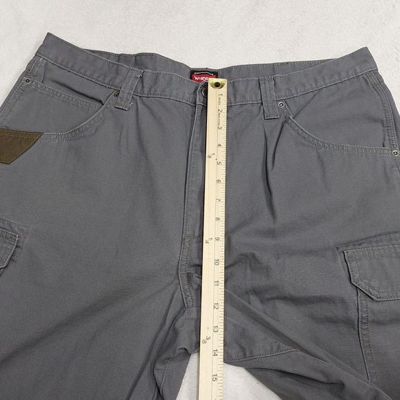 Wrangler Workwear Gray Ripstop Fabric Carpenter Cargo Shorts Men's Size 38 - Picture 3 of 7